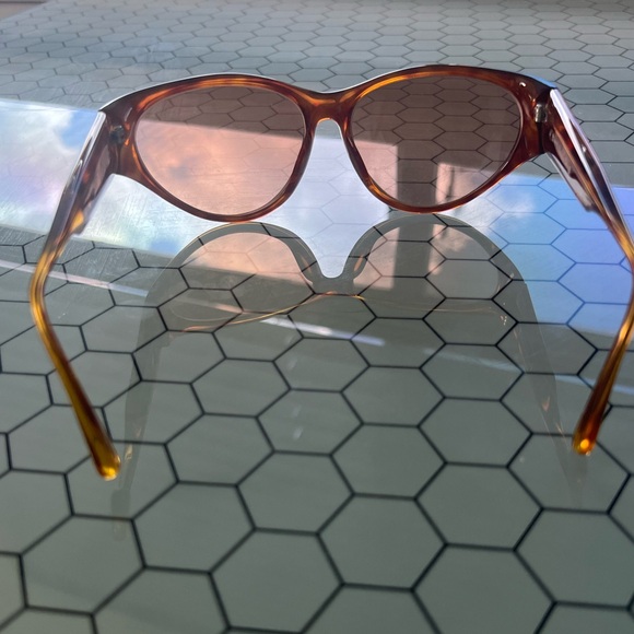 Christian Dior 90s vintage sunglasses in LIKE NEW condition - Picture 7 of 10